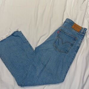 Levi’s Women’s Ribcage Cropped Flare Jeans